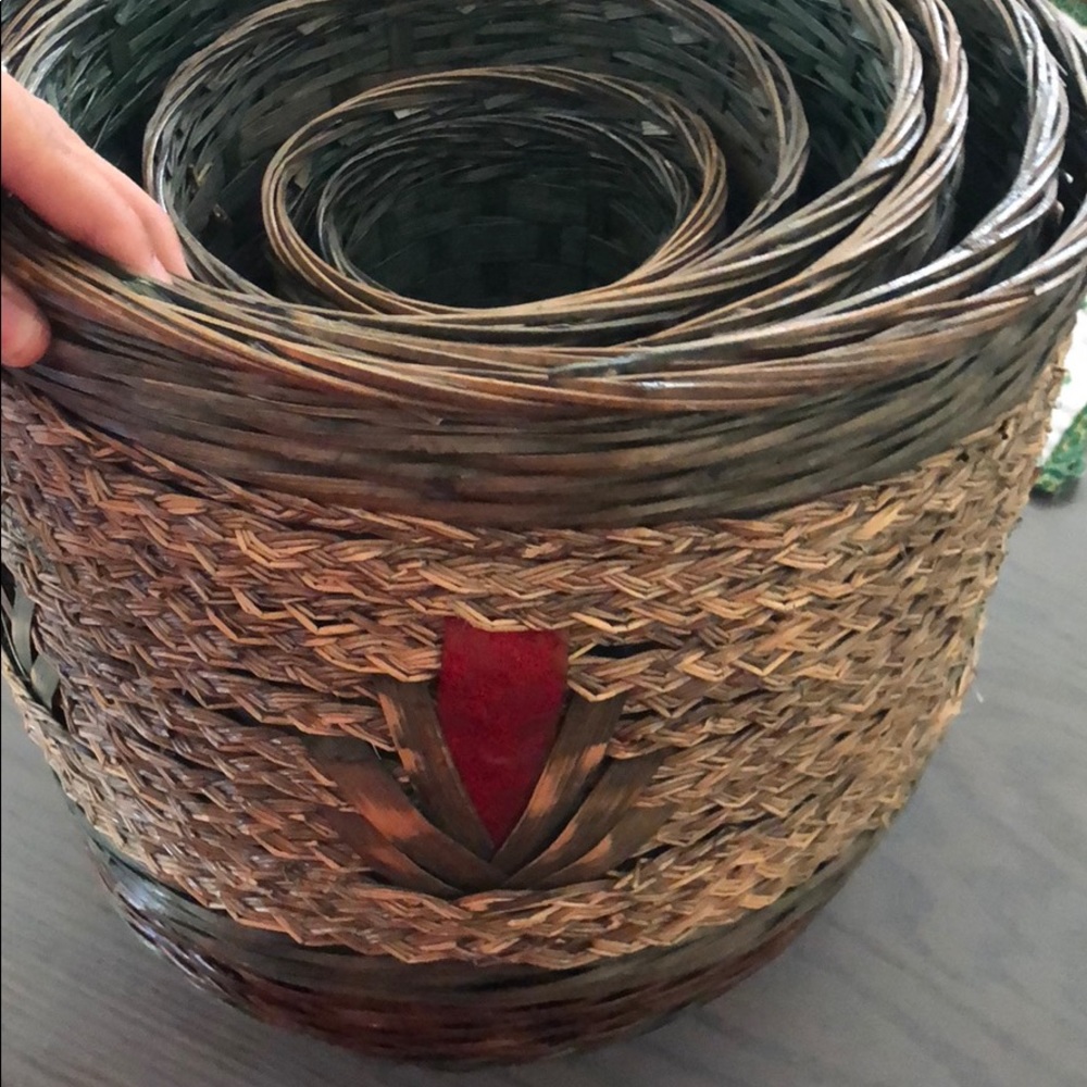 Stackable baskets - Picture 1 of 1